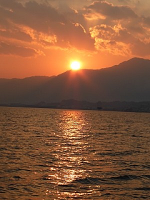 truth news ブログ写真 2013/12/03