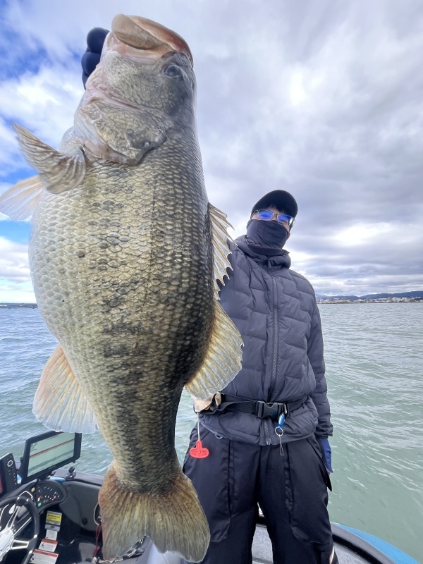 3月26日大熊ガイド「雨の後は気温上昇で55cmオーバーなプリスポーニング」