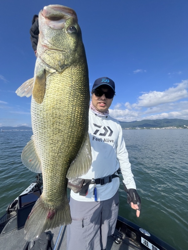 7月3日大熊ガイド「晴れてハイライトなコンディションでビッグな58cm、56cm、53cm、51cmその他45up!!」